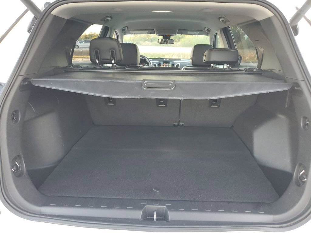 Used 2018 Chevrolet Equinox Premier image 22