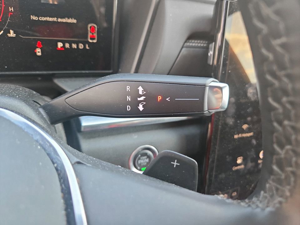 Used 2025 GMC Terrain Elevation AWD/4WD image 17