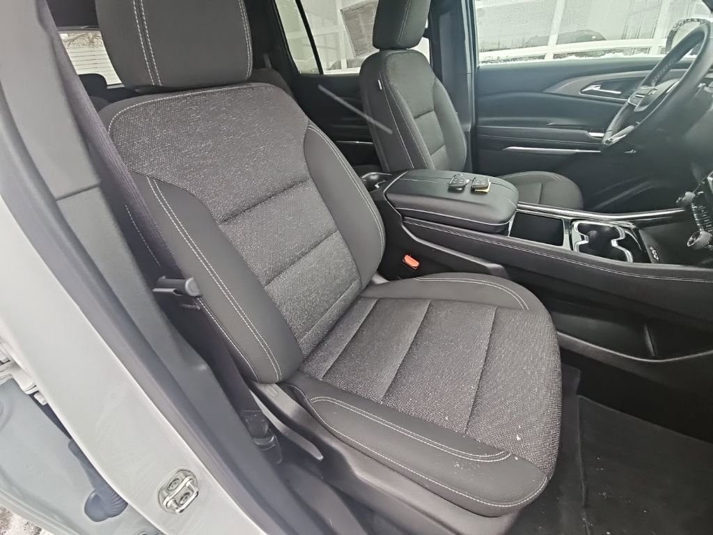 Certified 2025 Chevrolet Traverse LT image 21