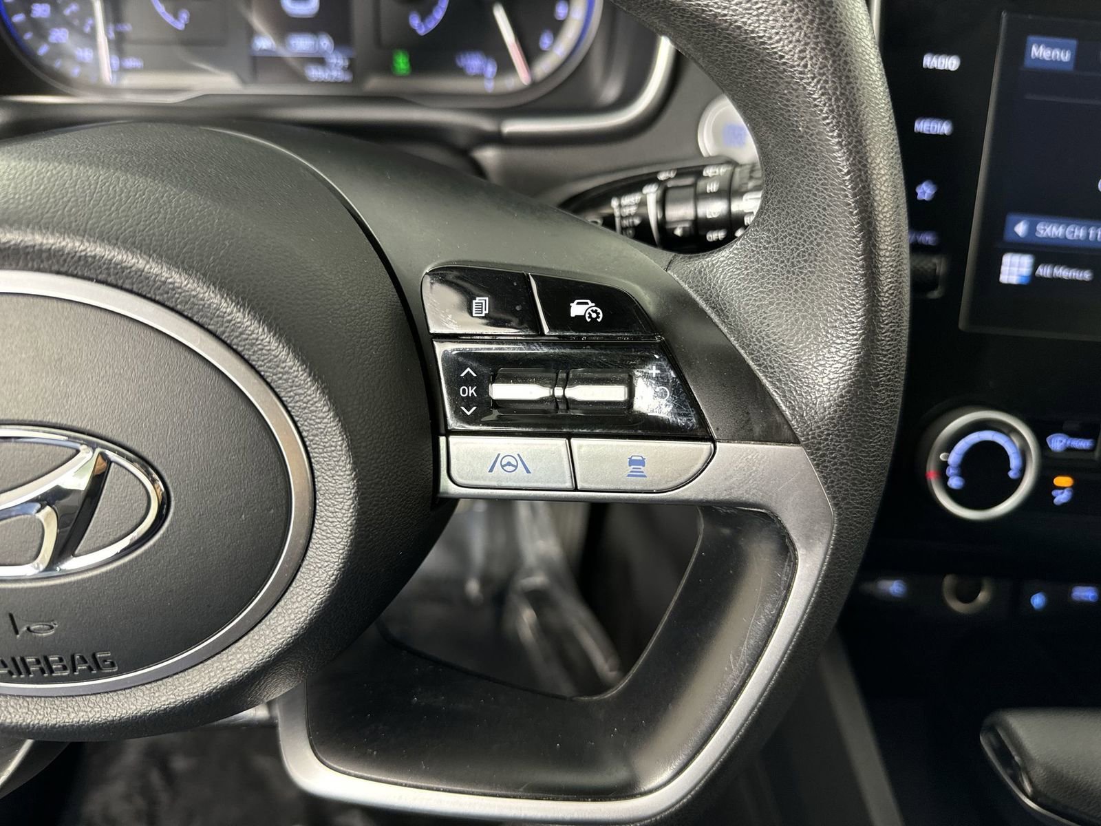 Used 2023 Hyundai Tucson SEL image 14