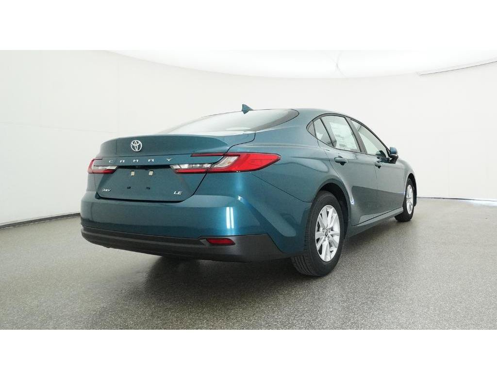 Used 2025 Toyota Camry LE FWD image 30