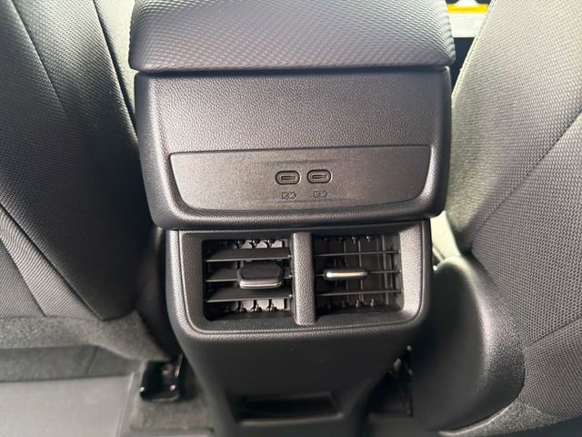New 2026 Chevrolet Equinox LT w/ Safety and Technology Package FWD image 26