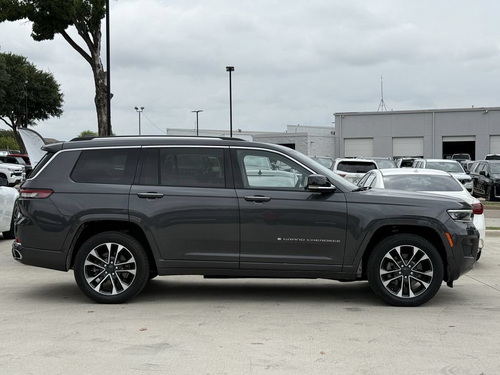 Used 2021 Jeep Grand Cherokee L Overland RWD image 3