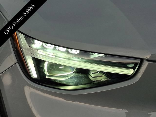 Certified 2024 Volvo XC40 B5 Plus w/ Climate Package AWD/4WD image 11