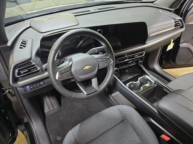 New 2026 Chevrolet Traverse LT w/ Driver Confidence Package AWD/4WD image 18