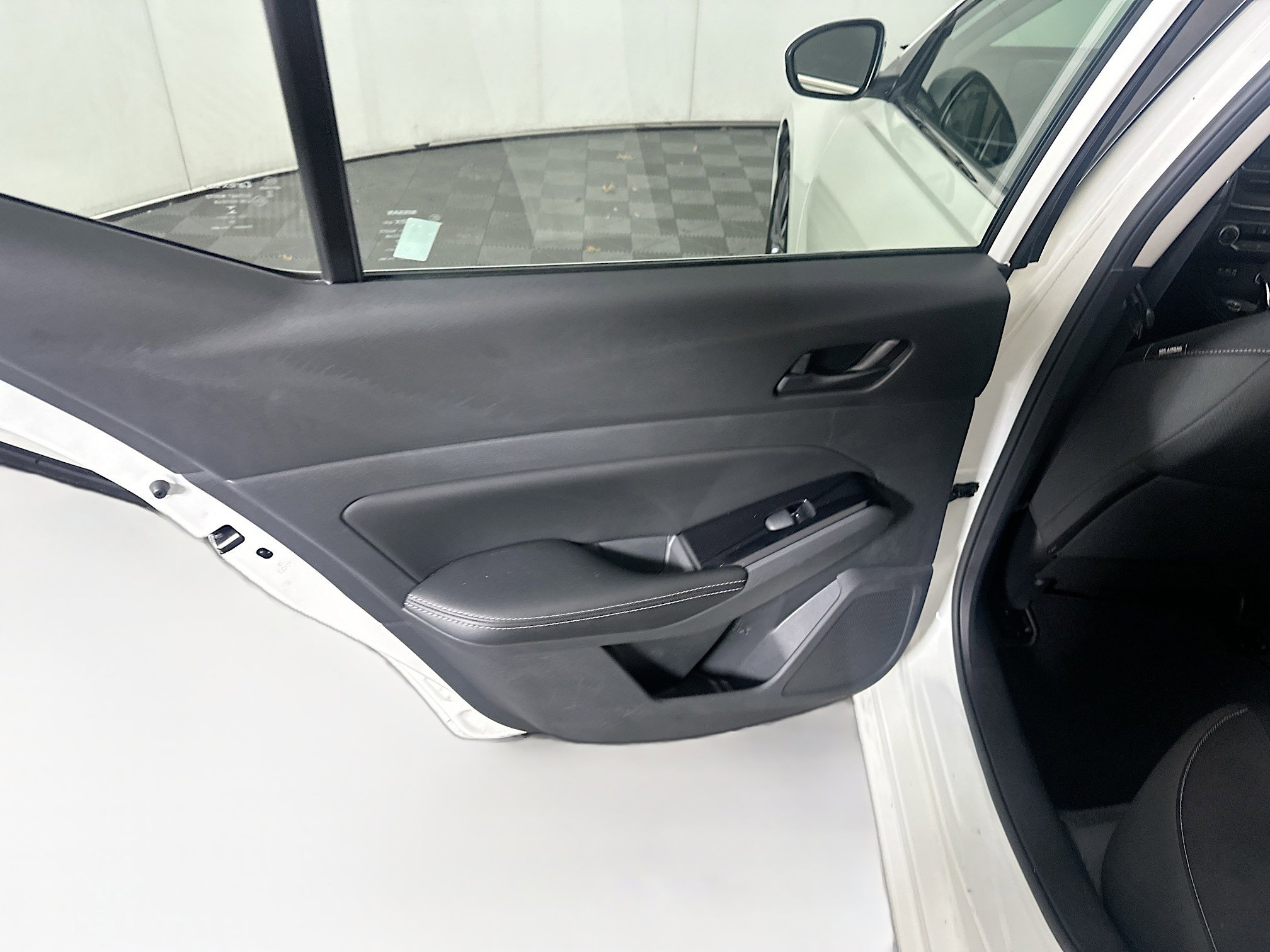 Used 2023 Nissan Altima 2.5 SV image 25