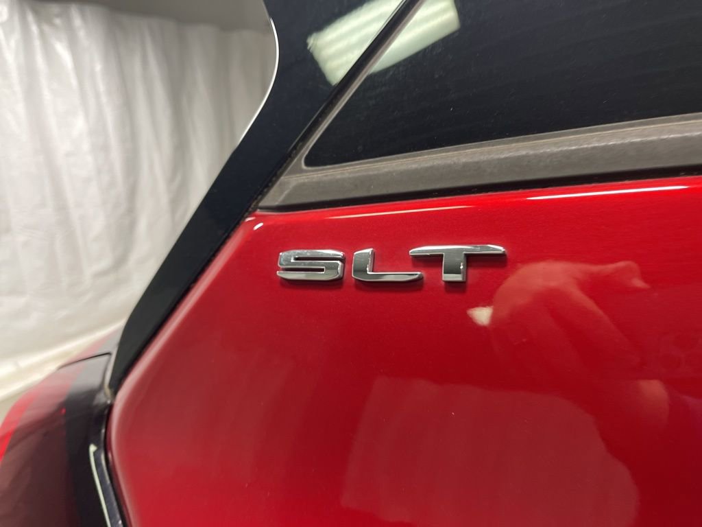 Used 2022 GMC Terrain SLT FWD image 14