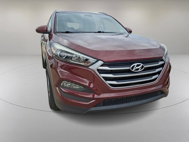 Used 2017 Hyundai Tucson SE w/ SE Popular Package 02 AWD/4WD video 2