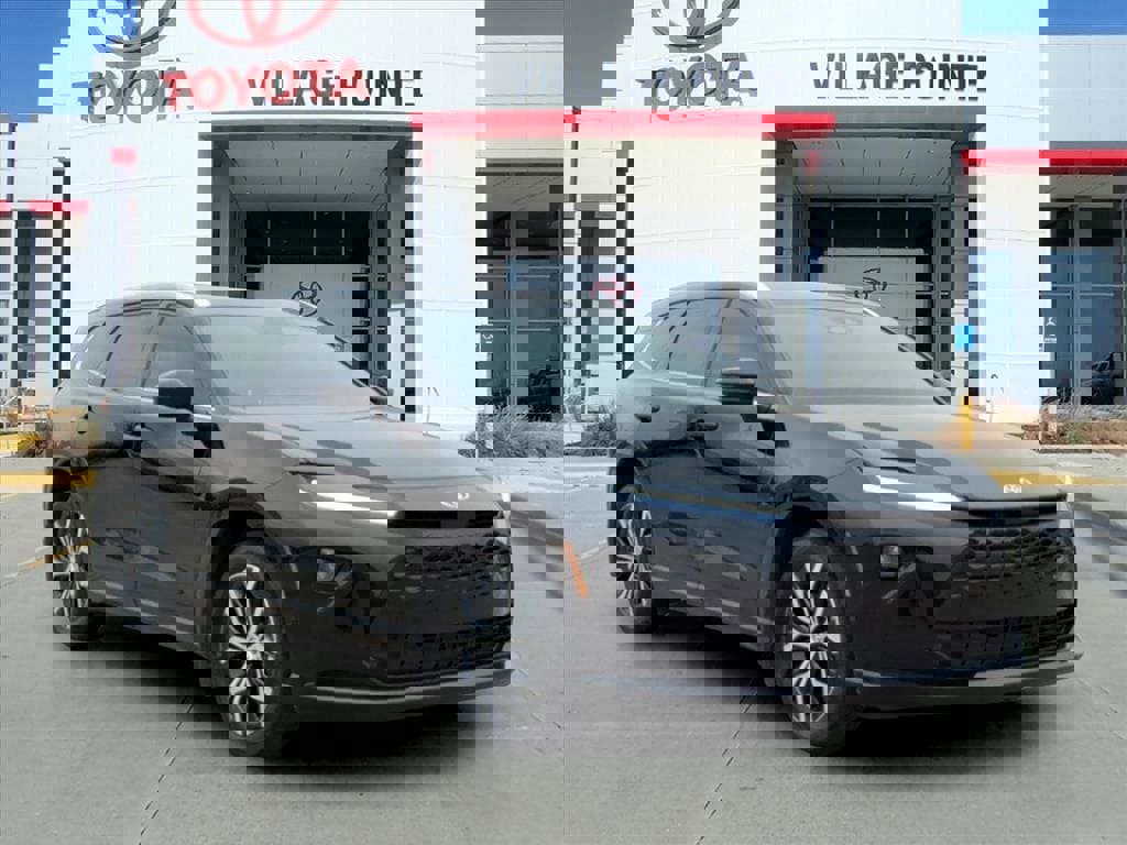 New 2025 Toyota Crown Signia XLE image 9