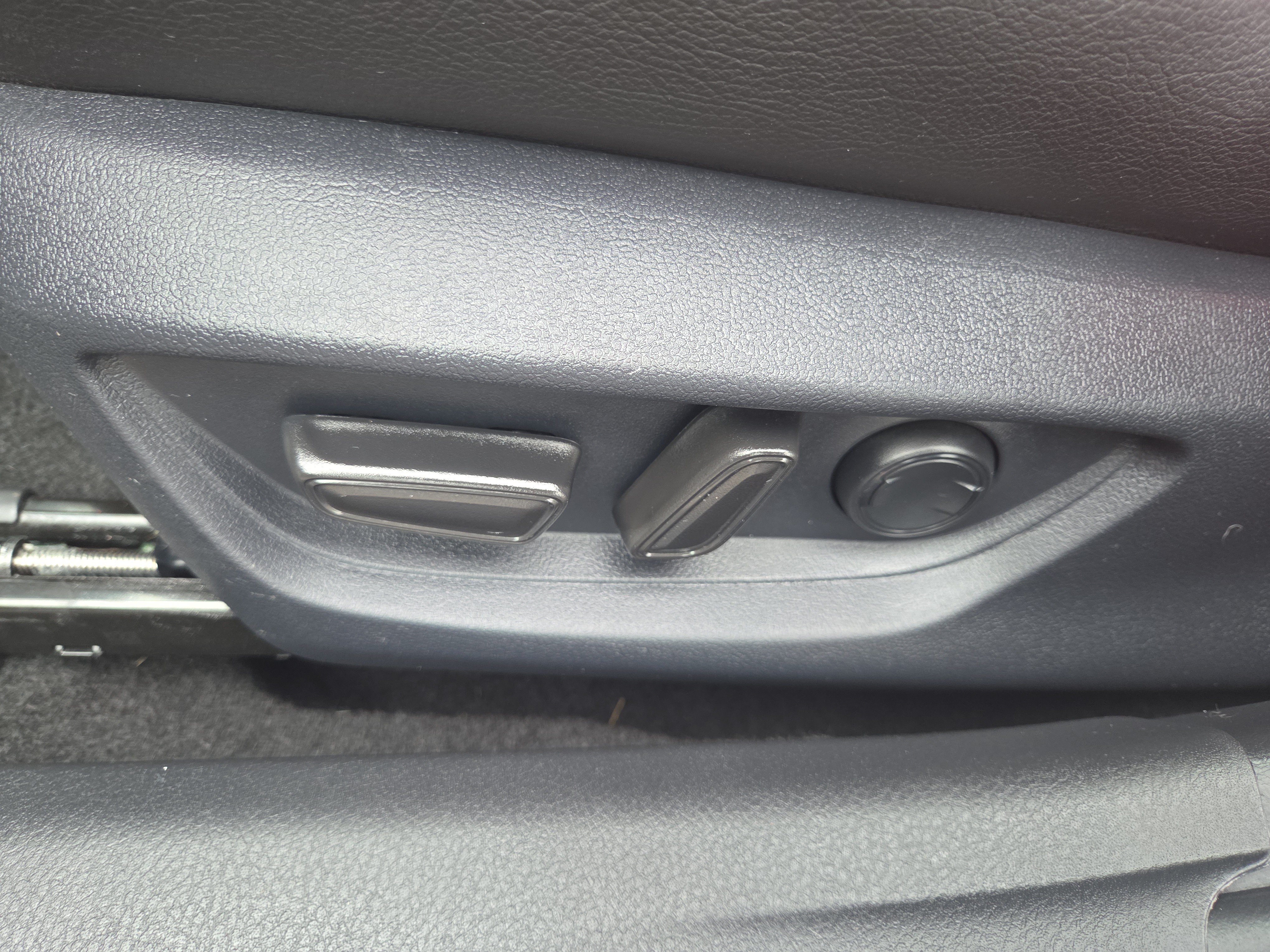Certified 2026 Toyota Camry SE FWD image 30