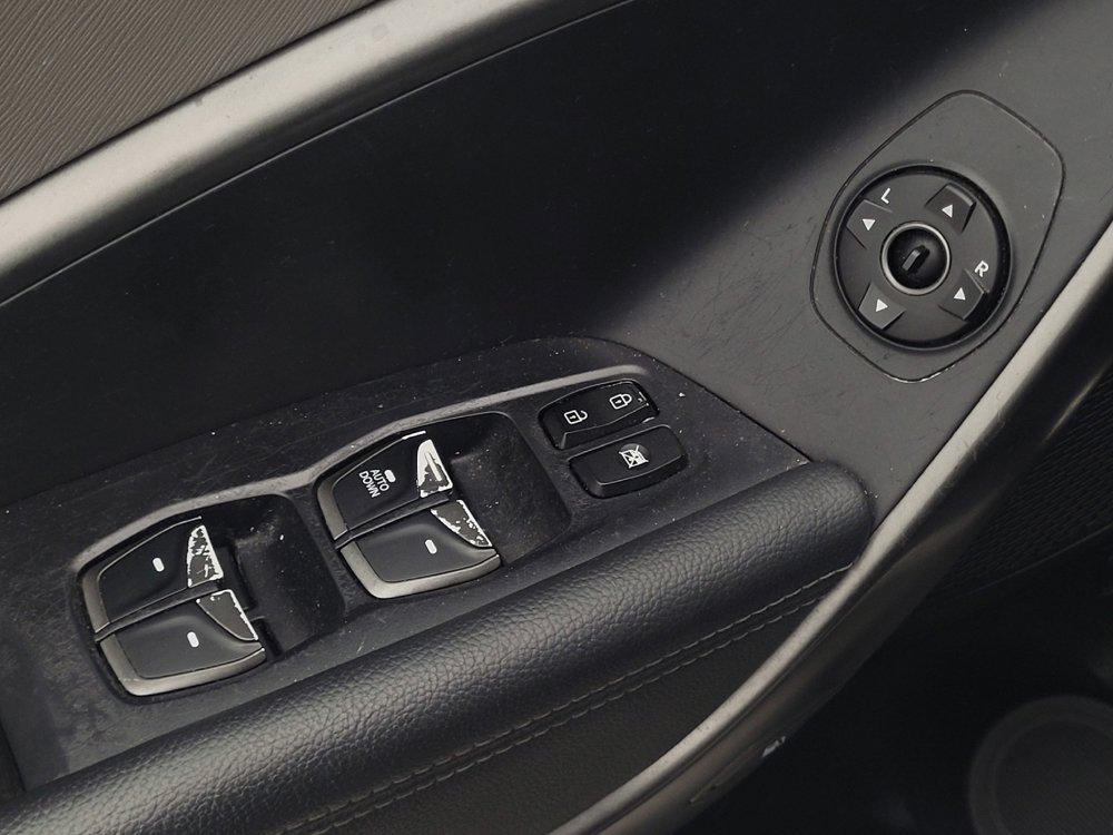 Used 2018 Hyundai Santa Fe Sport FWD image 27