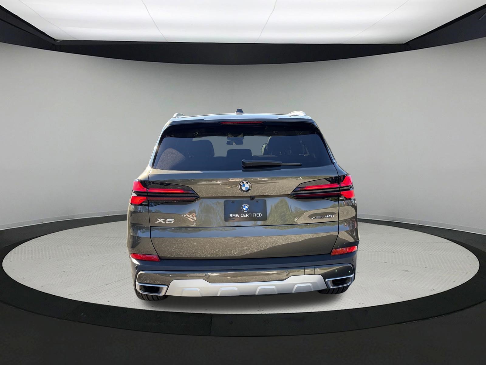 Certified 2026 BMW X5 xDrive40i w/ Climate Comfort Package AWD/4WD image 7