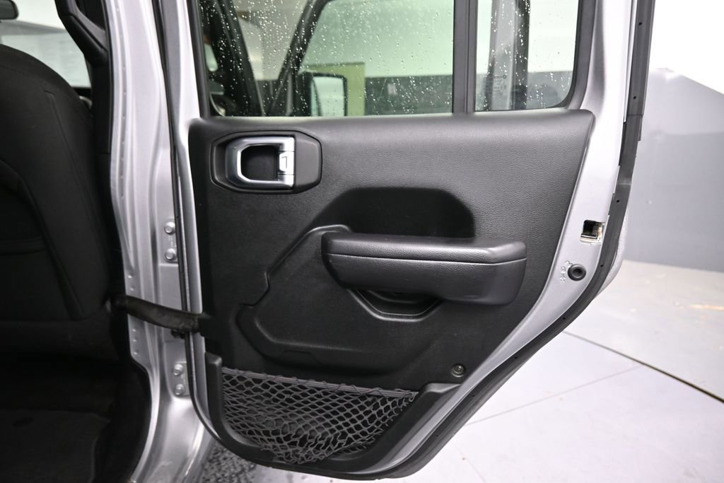 Used 2020 Jeep Wrangler Unlimited Sport S AWD/4WD image 19