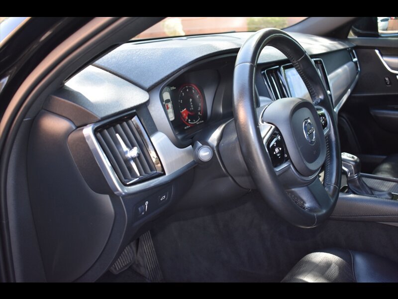 Used 2017 Volvo S90 T5 Momentum w/ Vision Package FWD image 14