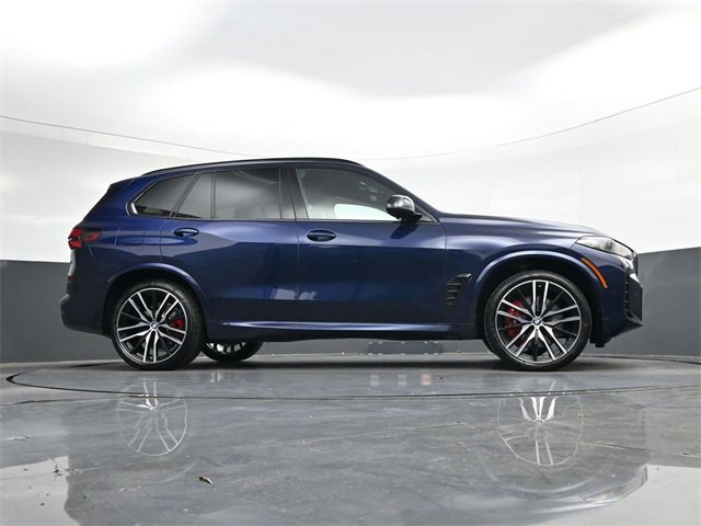 Used 2026 BMW X5 M60i image 25