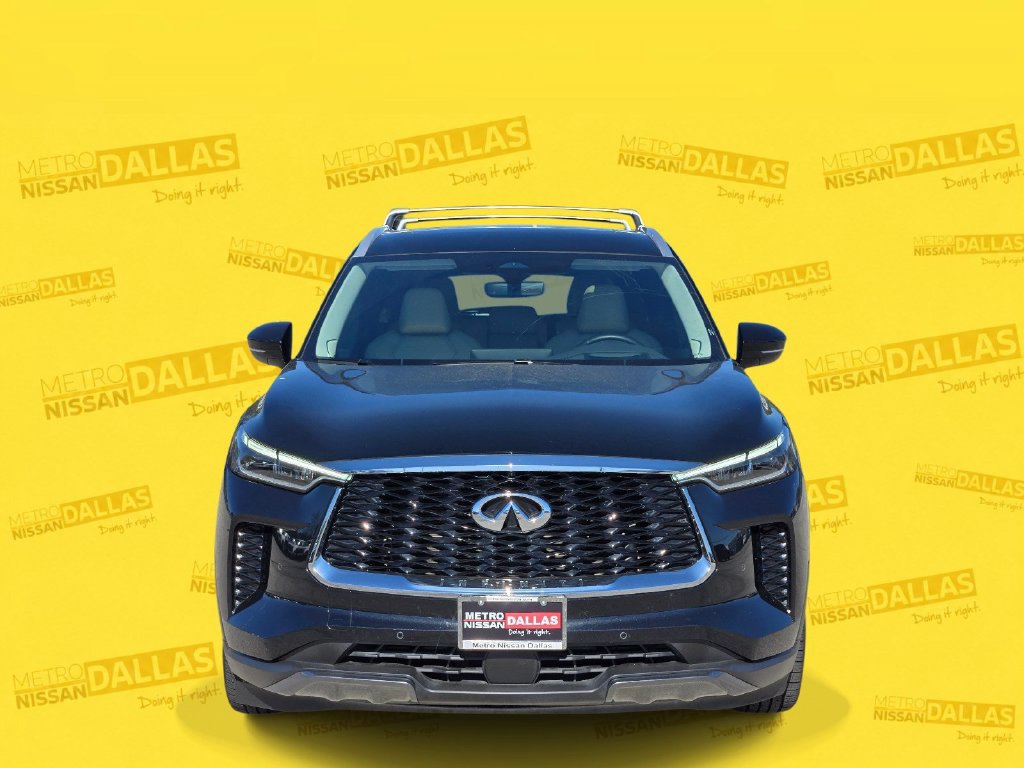 Used 2023 INFINITI QX60 Sensory w/ Vision Package AWD/4WD image 2