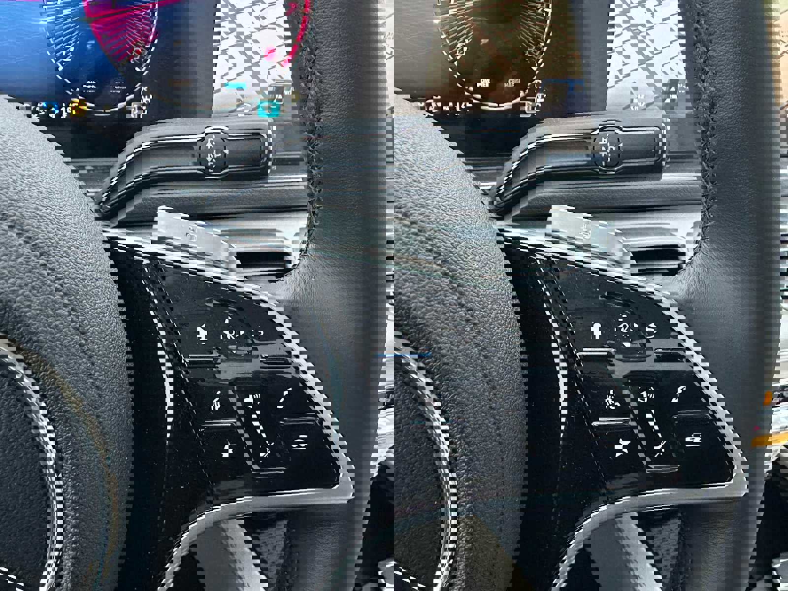 Used 2026 Mercedes-Benz GLE 350 4MATIC image 36