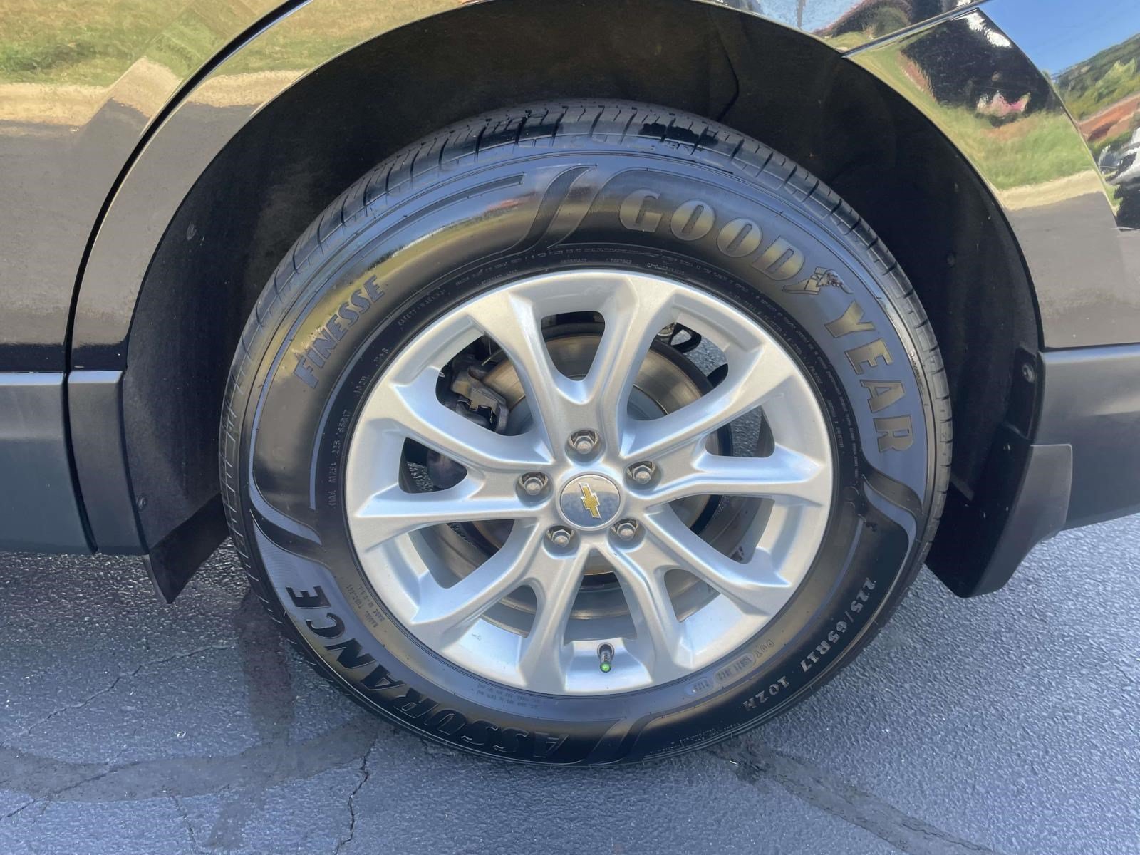 Used 2019 Chevrolet Equinox LT FWD image 7