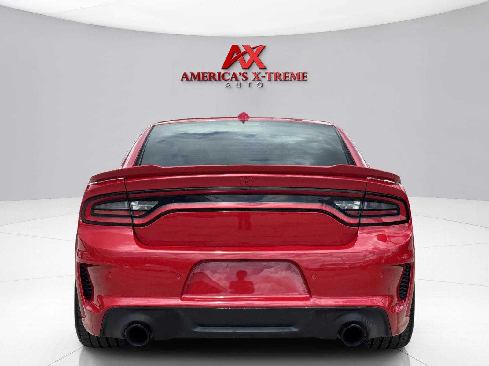 Used 2016 Dodge Charger SRT Hellcat w/ Harman/Kardon Audio Group RWD image 4