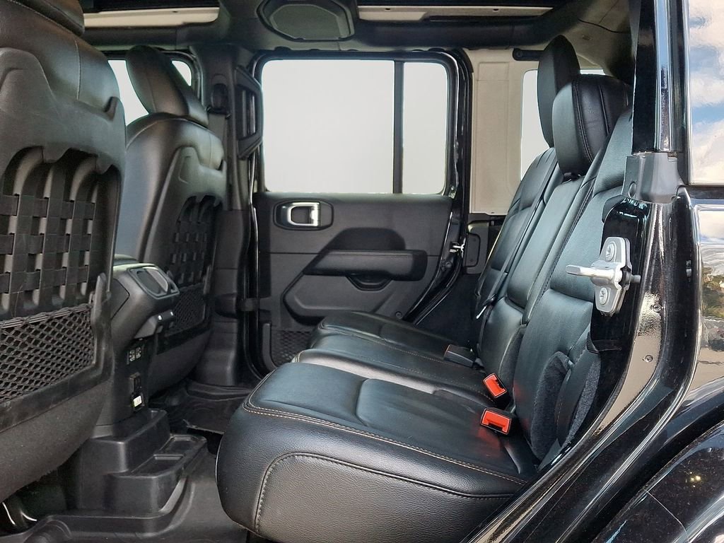 Used 2021 Jeep Wrangler Unlimited Rubicon w/ Trailer Tow Package AWD/4WD image 8