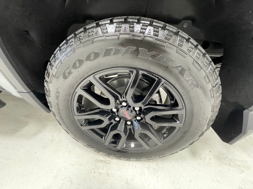 New 2026 GMC Sierra 1500 Elevation w/ Elevation Premium Package AWD/4WD image 10