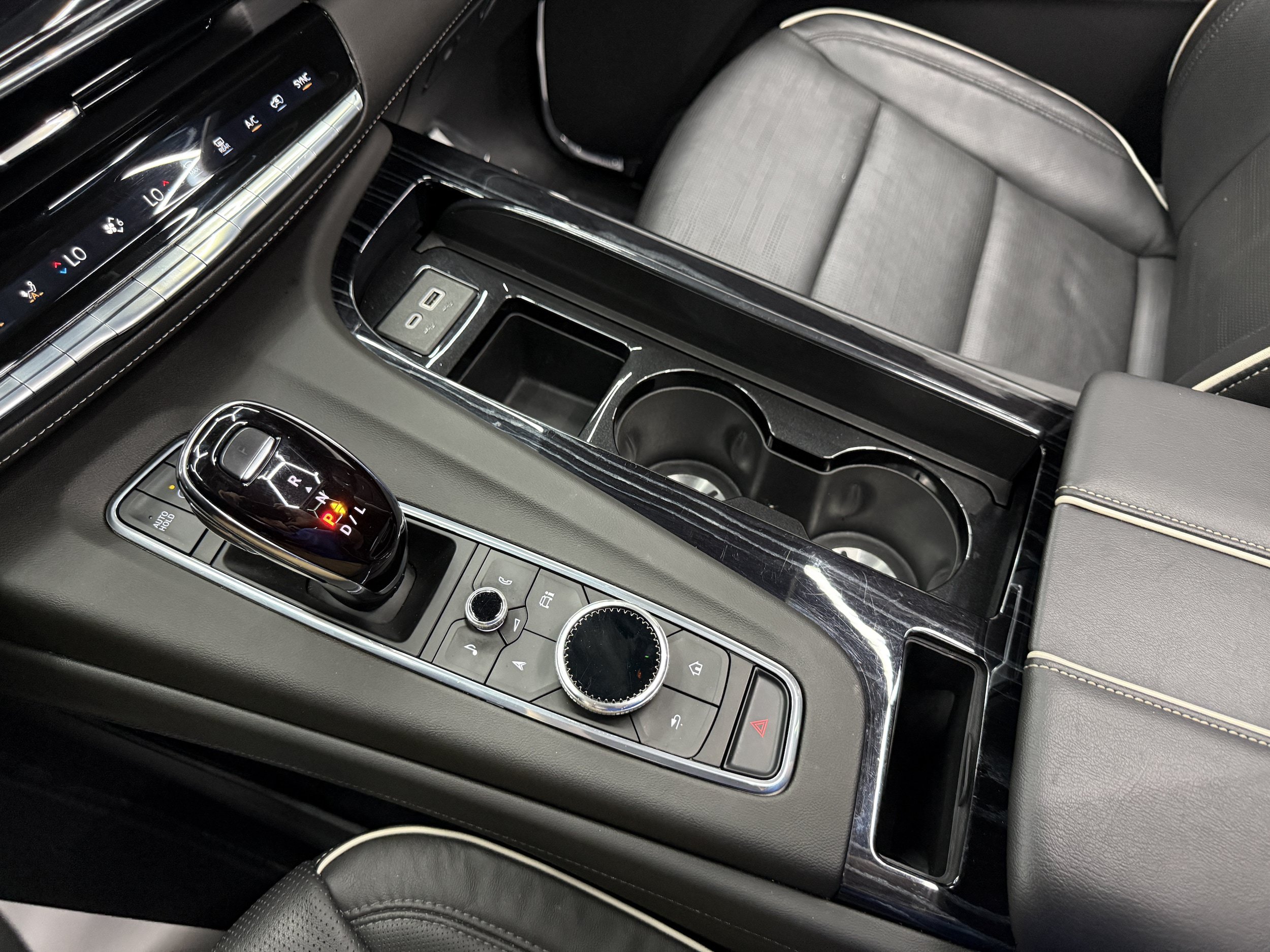 Used 2023 Cadillac Escalade Sport w/ LPO, ONYX Package AWD/4WD image 21