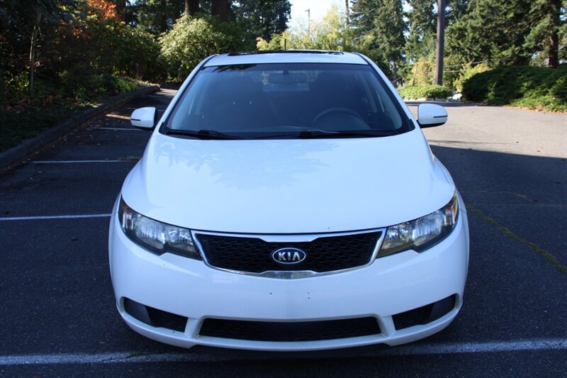 Used 2013 Kia Forte EX w/ Premium Pkg FWD image 9