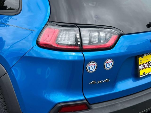 Used 2020 Jeep Cherokee Trailhawk w/ Cold Weather Group AWD/4WD image 9
