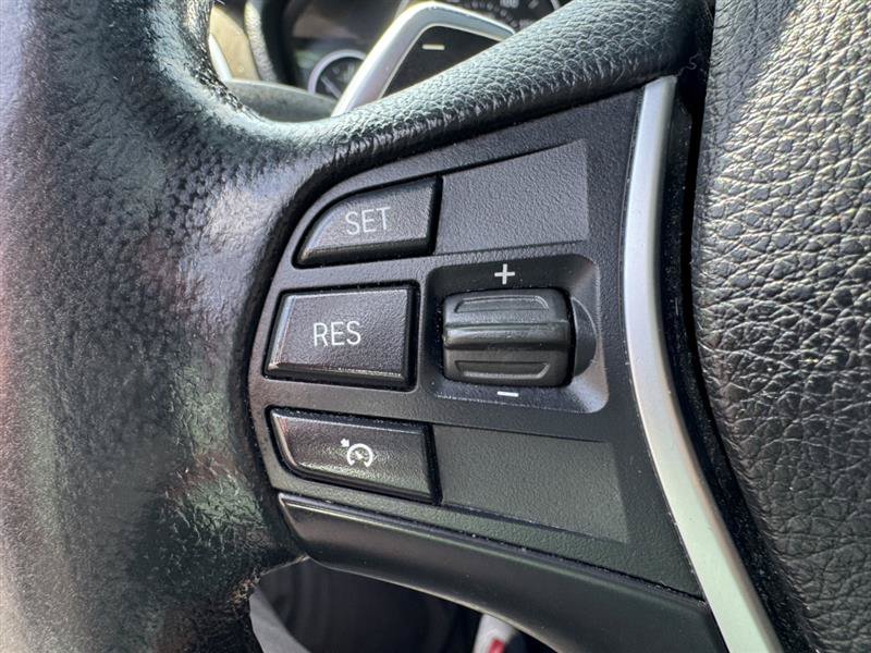 Used 2016 BMW 340i xDrive Sedan AWD/4WD image 26