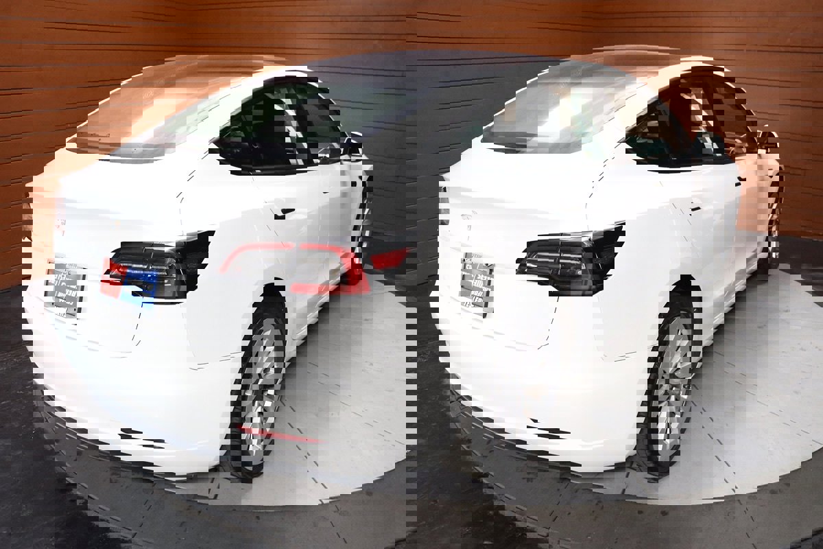 Used 2023 Tesla Model 3 Standard Range image 56