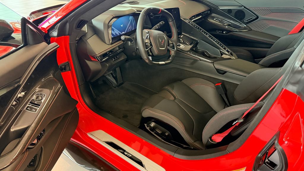 Used 2025 Chevrolet Corvette ZR1 w/ ZR1 Carbon Fiber Aero Package RWD image 9