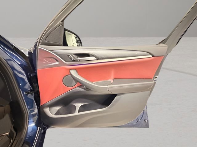 Used 2024 BMW X4 M40i w/ Premium Package image 41