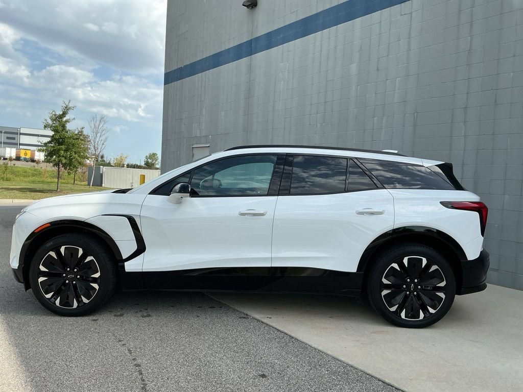 Used 2024 Chevrolet Blazer EV RS AWD/4WD image 7