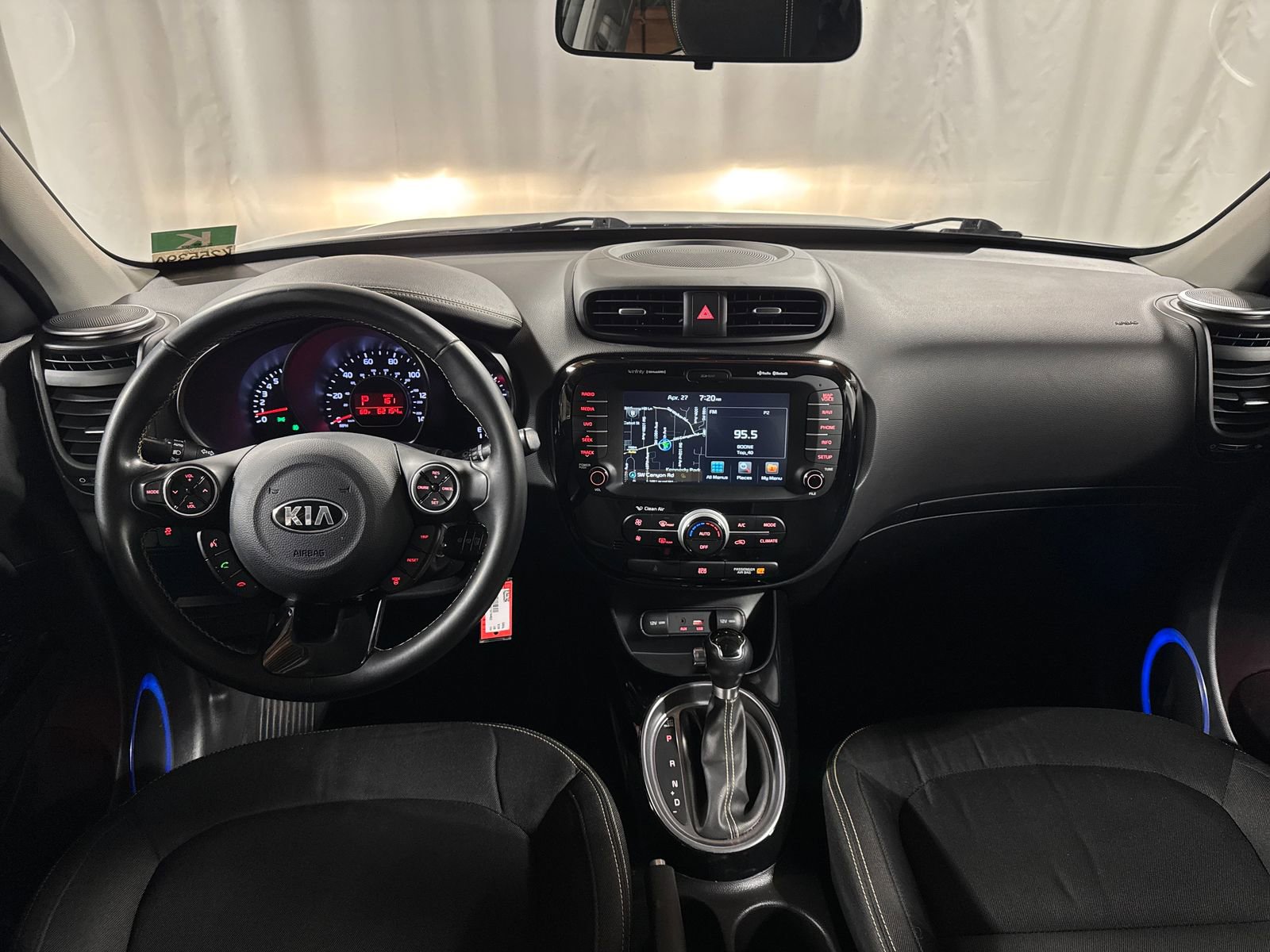 Used 2016 Kia Soul + w/ Audio Package FWD image 4