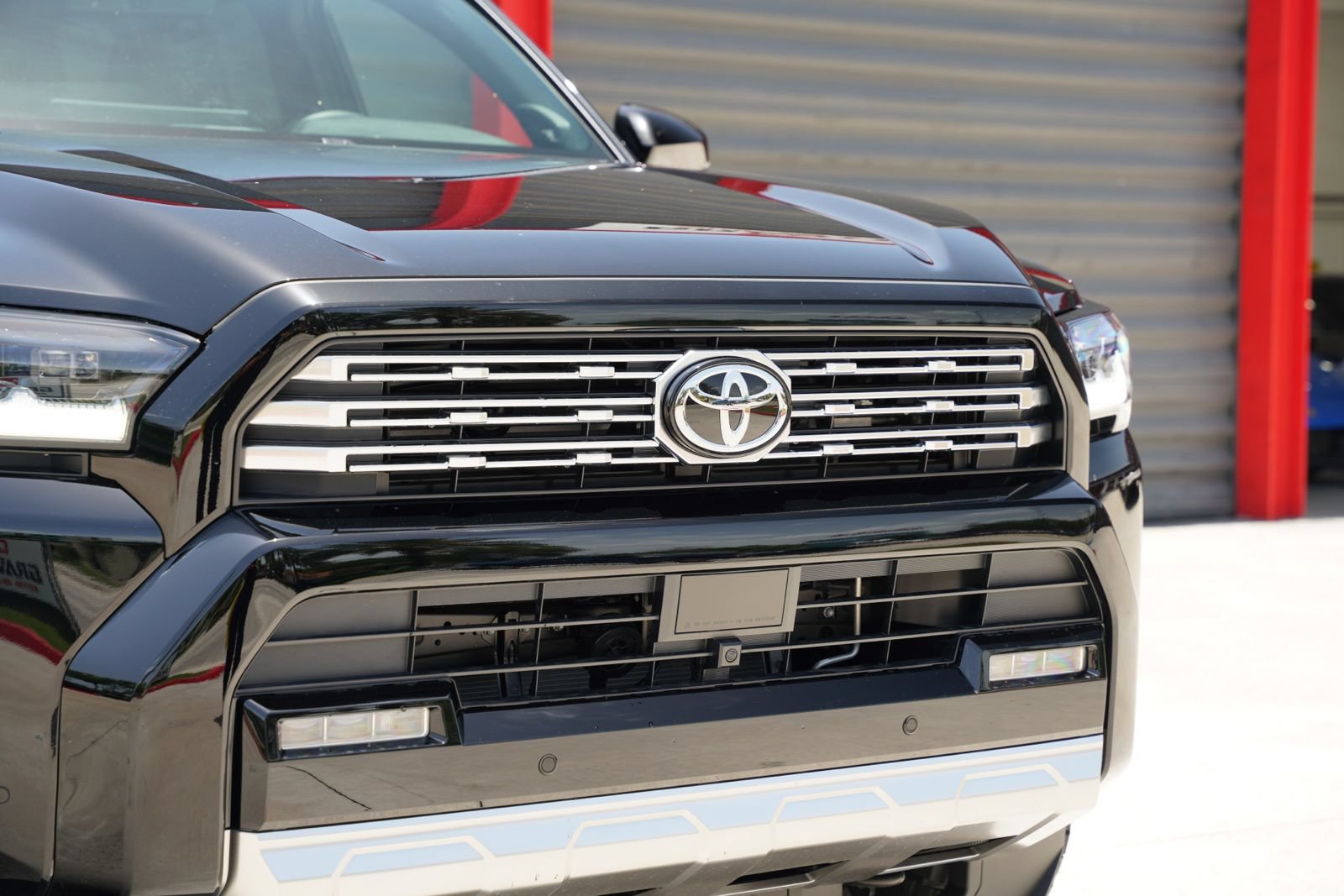 Used 2026 Toyota 4Runner Limited AWD/4WD image 9