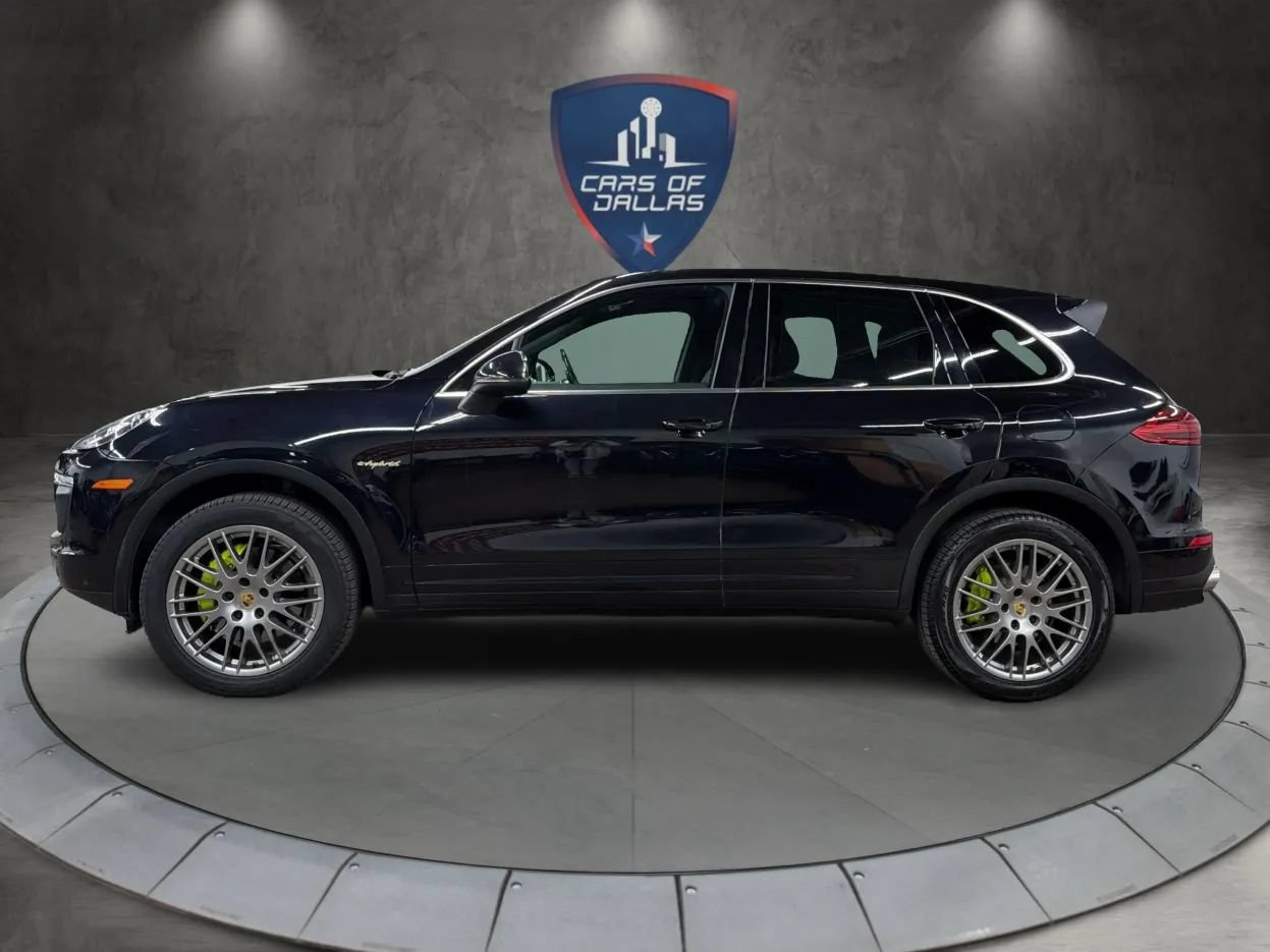 Used 2016 Porsche Cayenne S AWD/4WD image 2