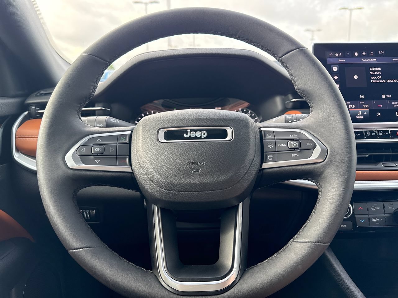 Used 2024 Jeep Compass Limited AWD/4WD image 18
