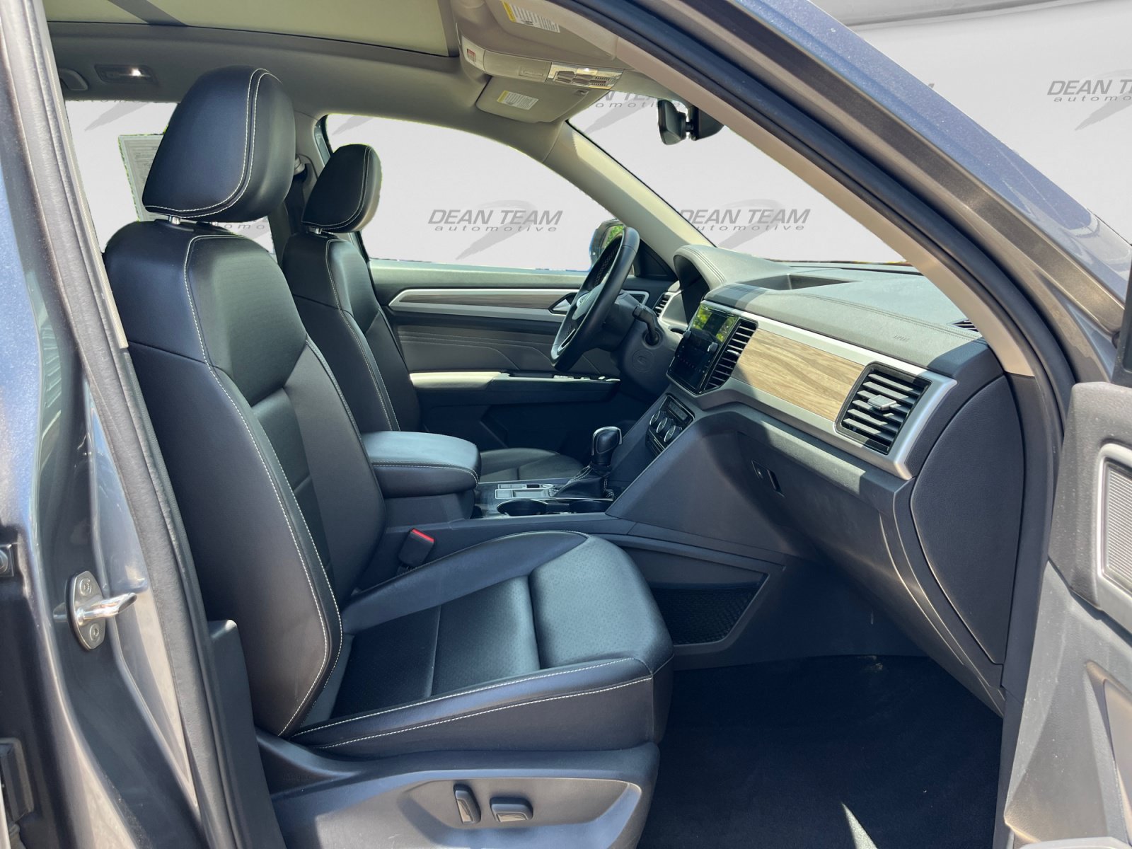 Used 2021 Volkswagen Atlas SEL FWD image 17