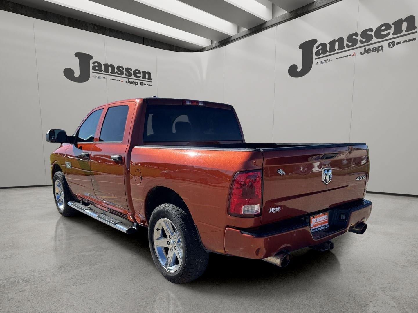 Used 2013 RAM 1500 Express AWD/4WD image 2