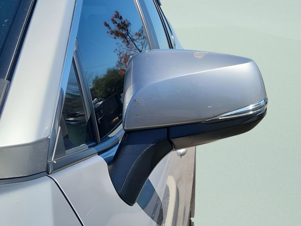 Used 2023 Toyota RAV4 XLE w/ Convenience Package image 12