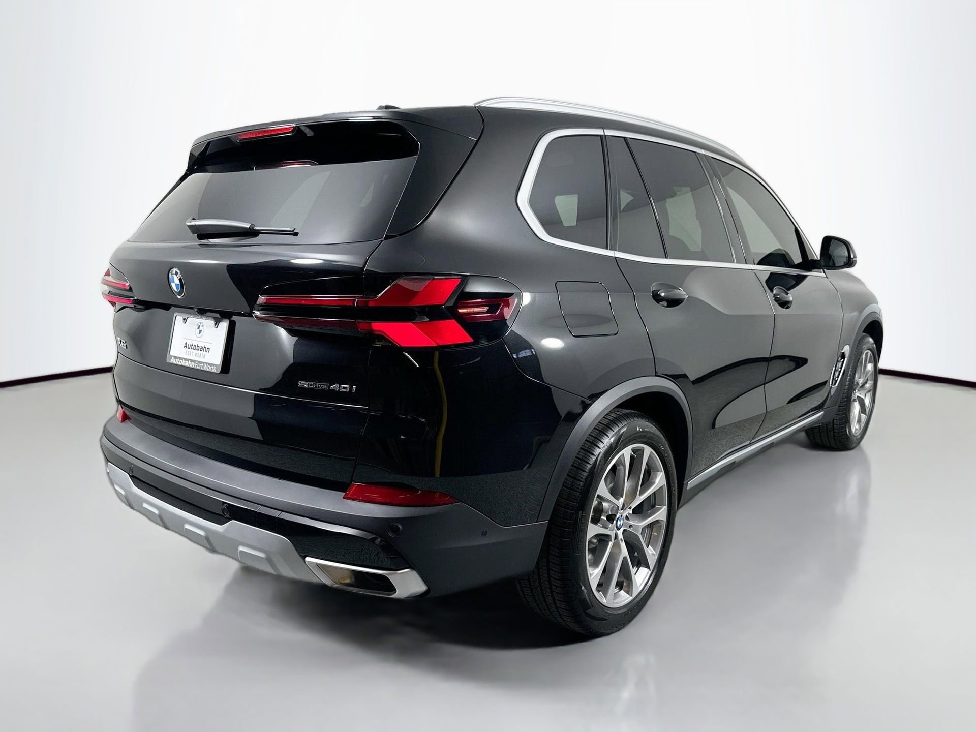 New 2026 BMW X5 sDrive40i image 5
