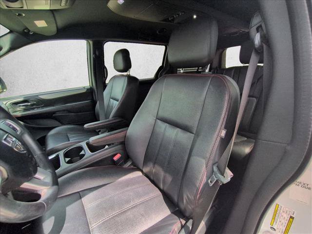 Used 2019 Dodge Grand Caravan GT FWD image 14