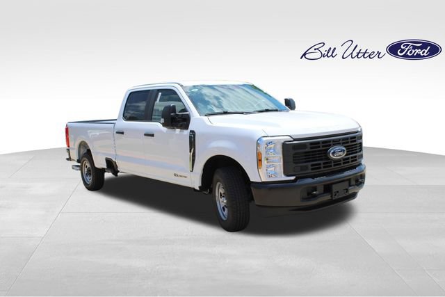 New 2026 Ford F250 XL w/ Camper Package RWD image 2