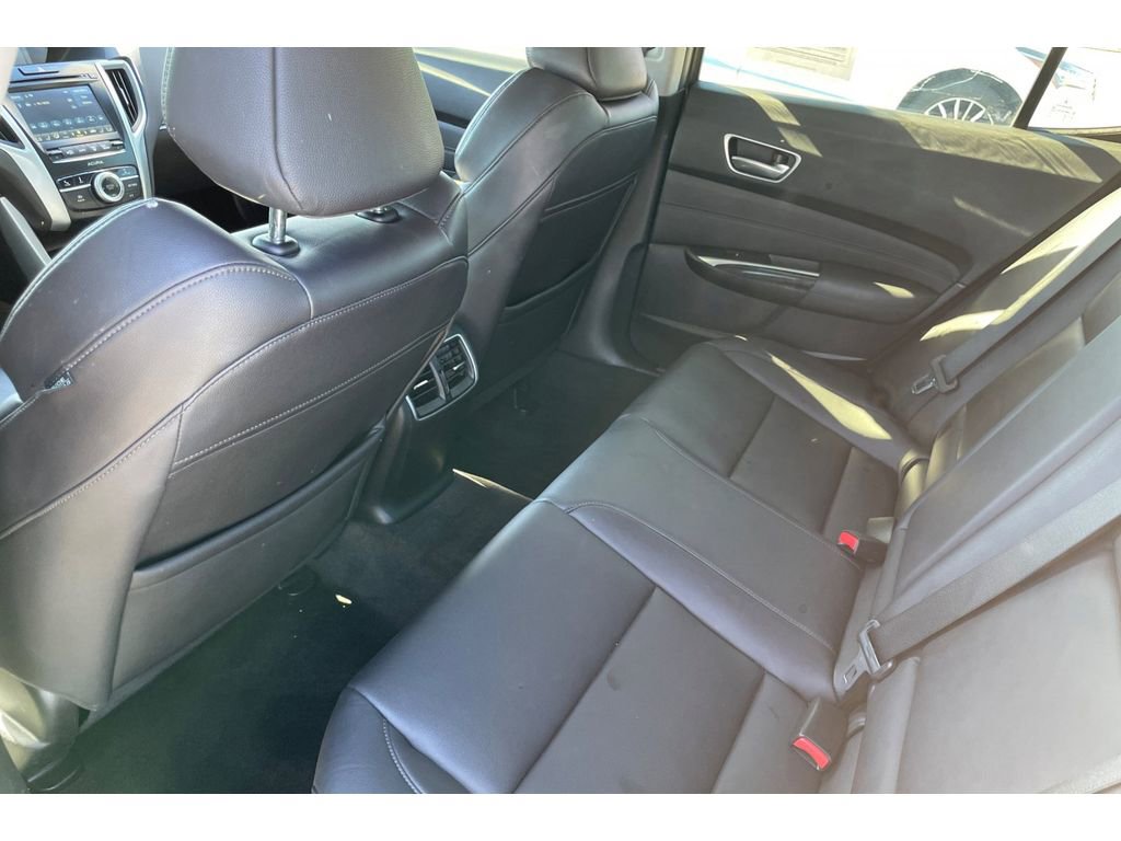 Used 2018 Acura TLX image 13