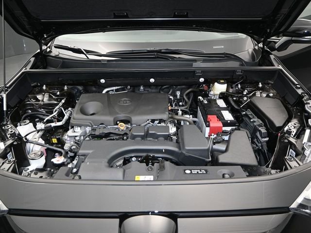 Used 2025 Toyota RAV4 XLE w/ Convenience Package image 18