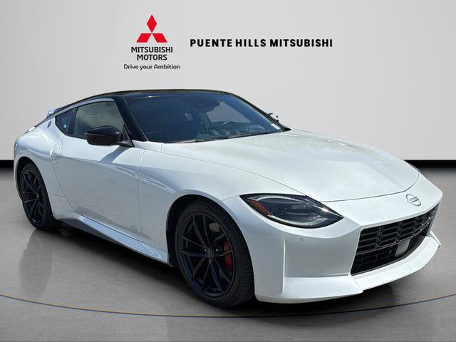 Used 2024 Nissan Z Performance w/ Floor Mat Package RWD image 3