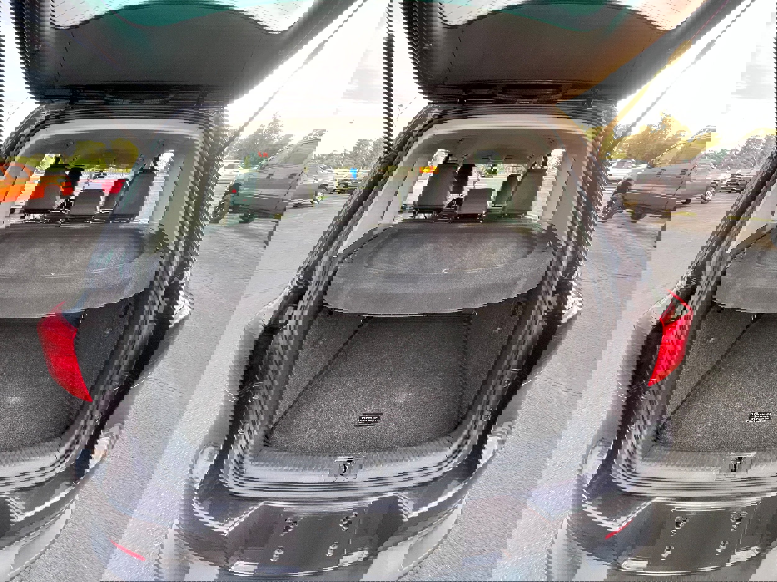 Used 2016 Volkswagen Tiguan S image 28