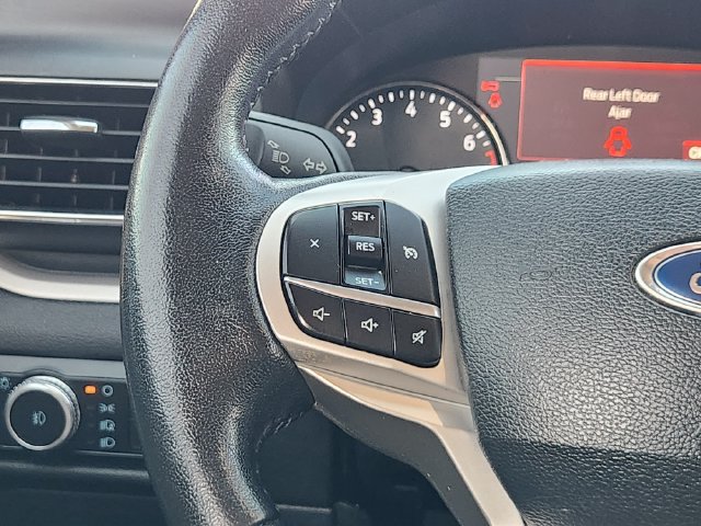 Used 2023 Ford Explorer XLT RWD image 28