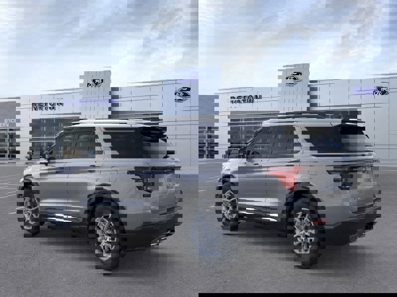 New 2025 Ford Explorer Active w/ Active Comfort Package image 4