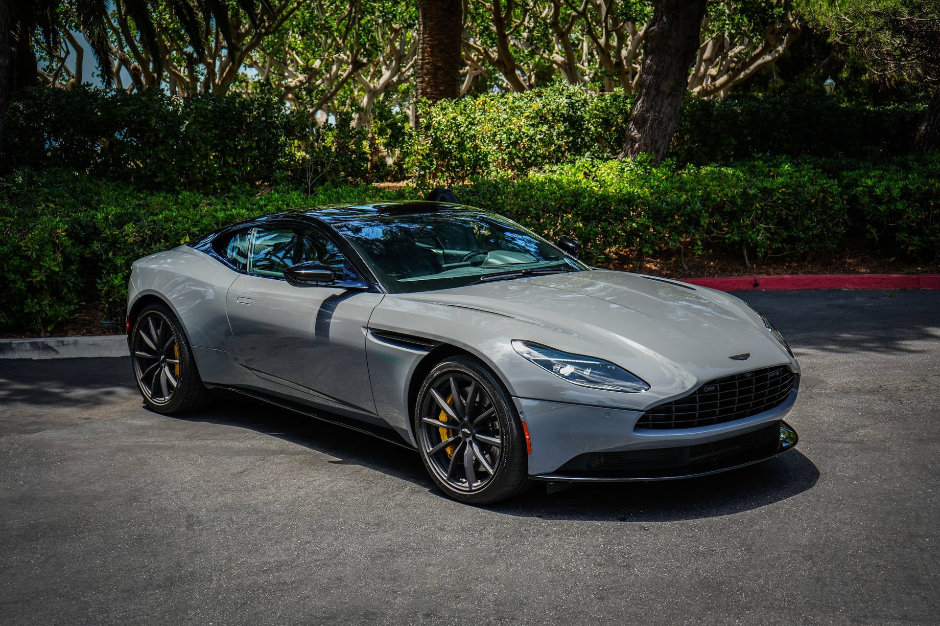 Used 2022 Aston Martin DB11 Coupe